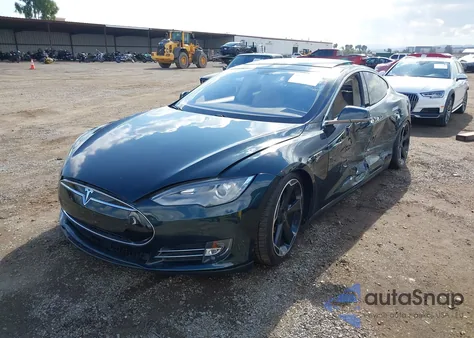 2012 Tesla Model S Performance/Signature Performance из США, поврежденный, VIN 5YJSA1DP2CFP01471